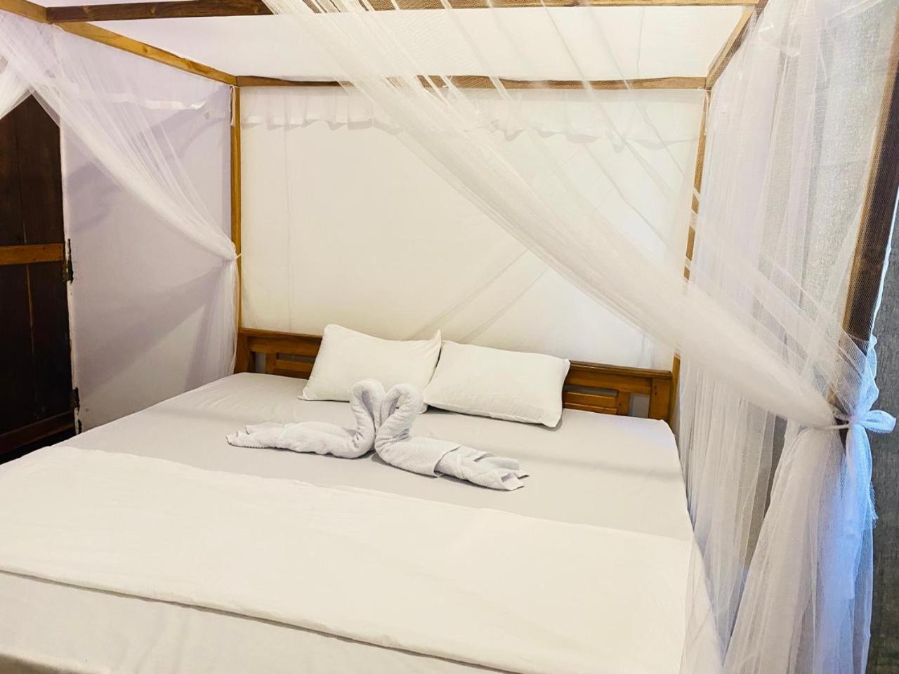 Hotel Kingly Aroma Arugam Bay Esterno foto
