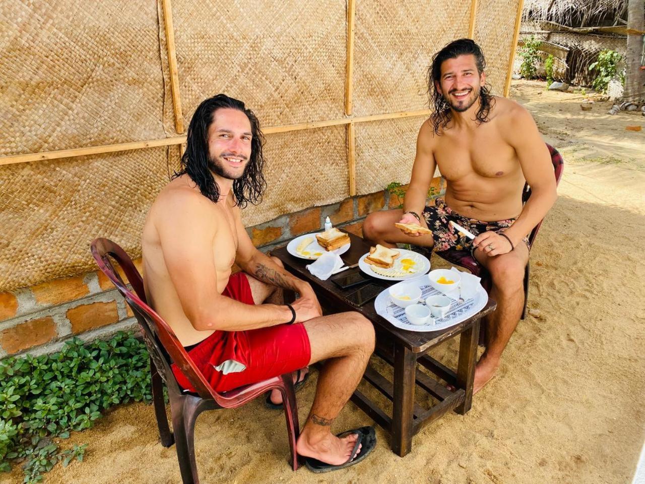 Hotel Kingly Aroma Arugam Bay Esterno foto